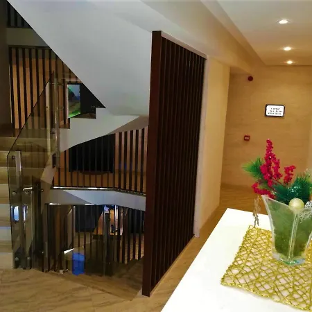 Lux - Balkan Hil 1 *