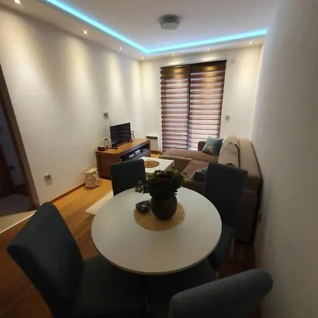 Lux - Balkan Hil 1 *