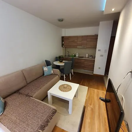 Lux - Balkan Hil 1 *