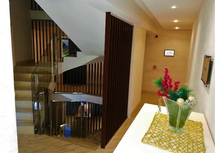 Lux - Balkan Hil 1 *