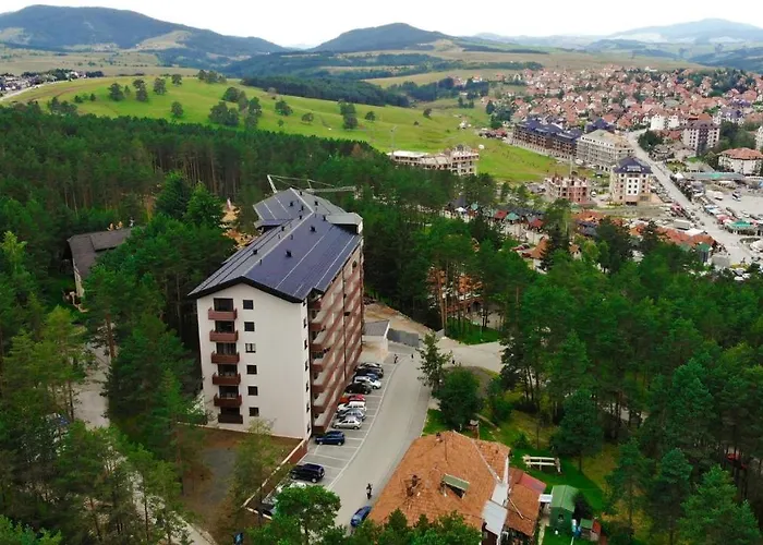 Lux - Balkan Hil 1 アパート *