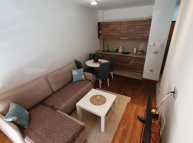 Lux - Balkan Hil 1 *