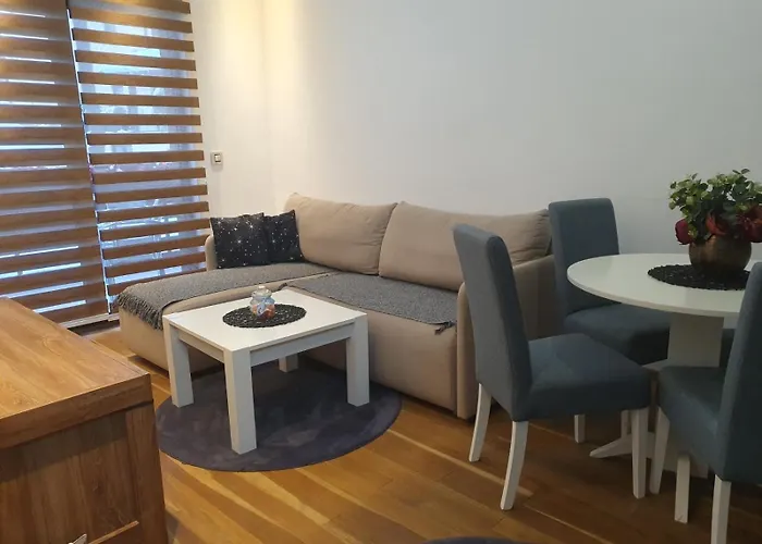 Lux - Balkan Hil 1 アパート *